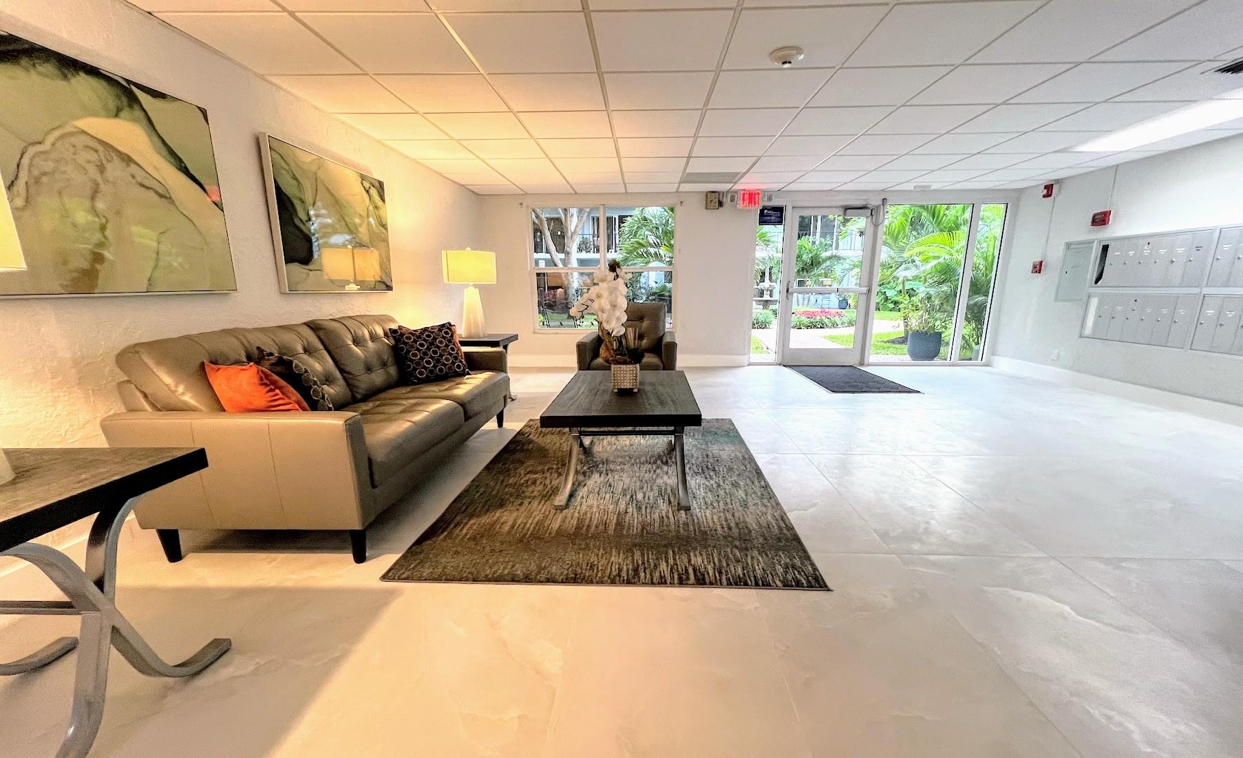 River Manor - Residential