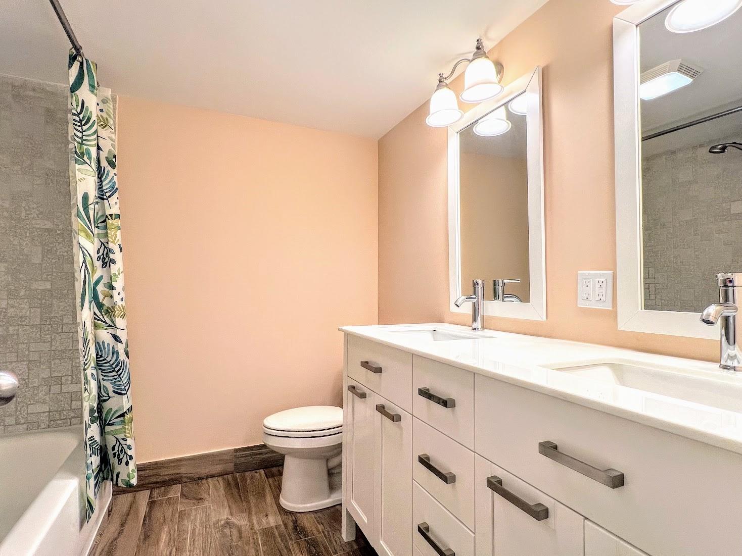 River Manor - Residential