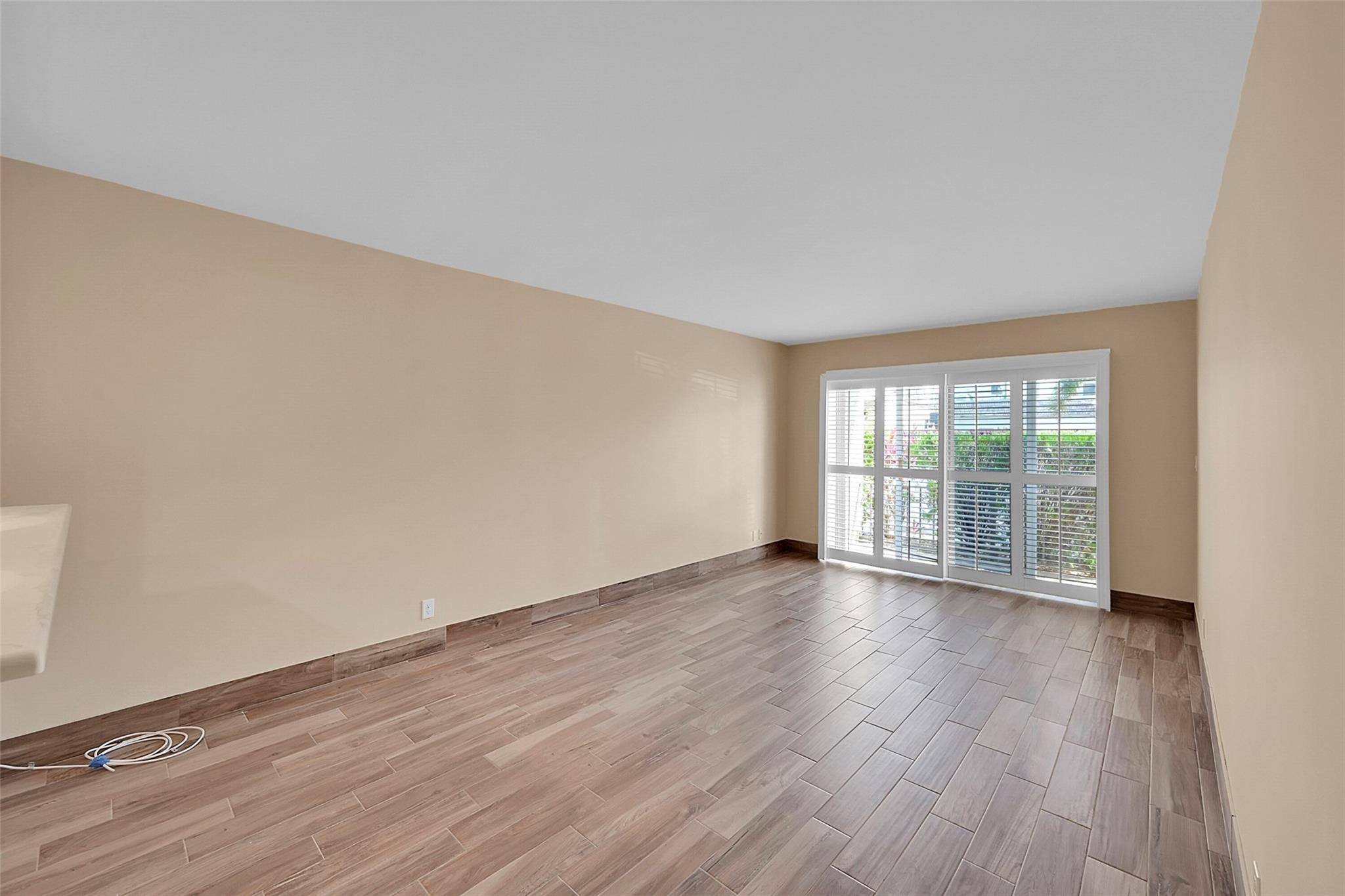 River Manor - Residential