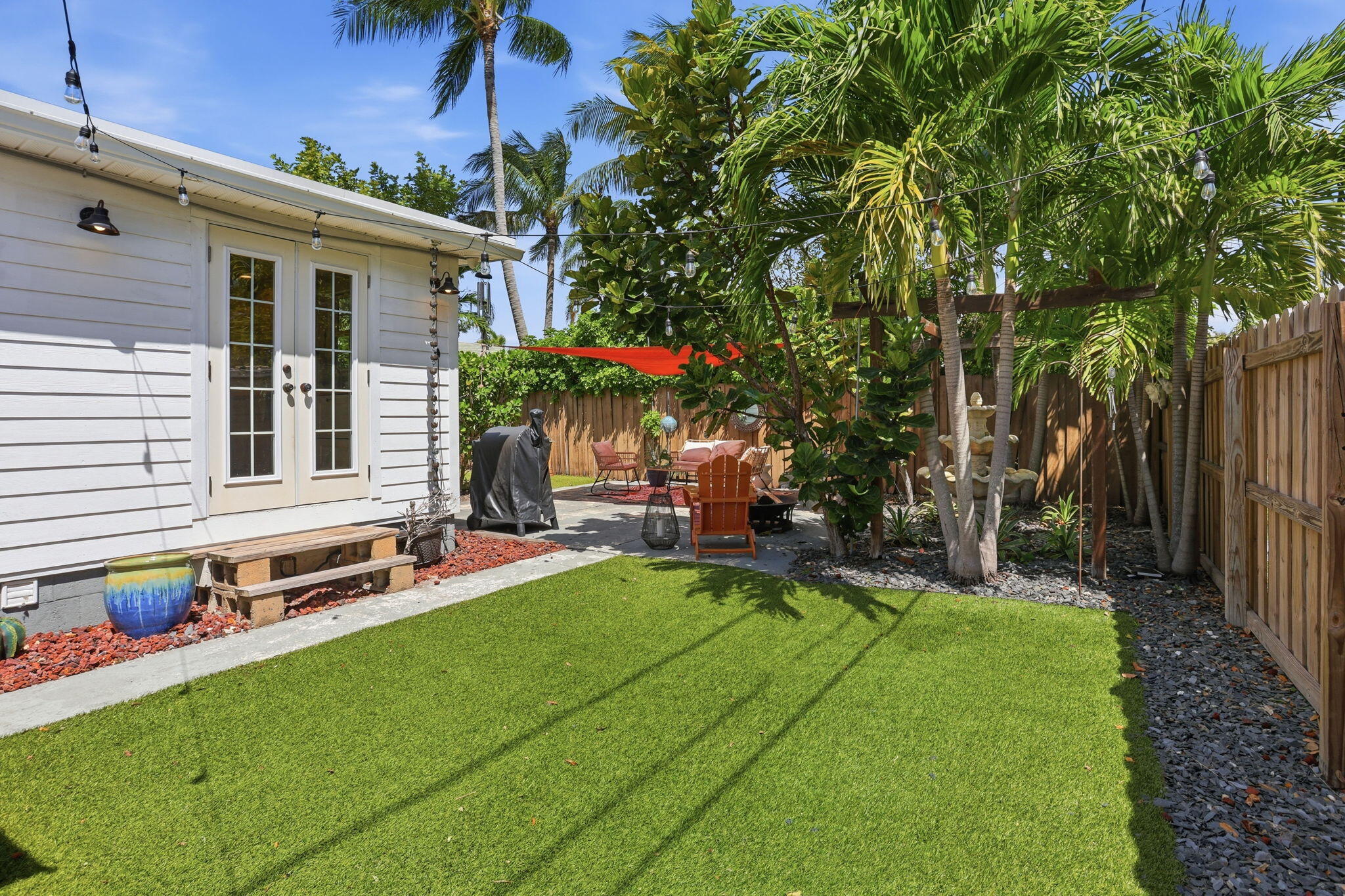 LAKE WORTH TOWN OF - Residential