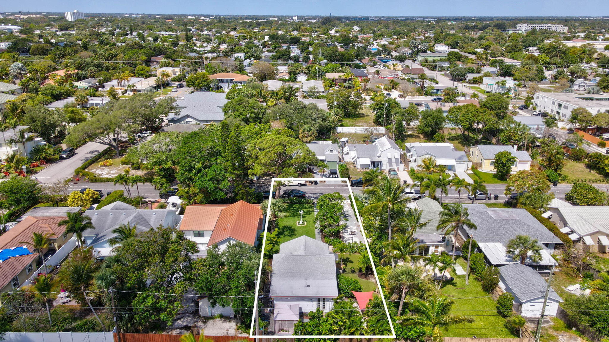 LAKE WORTH TOWN OF - Residential