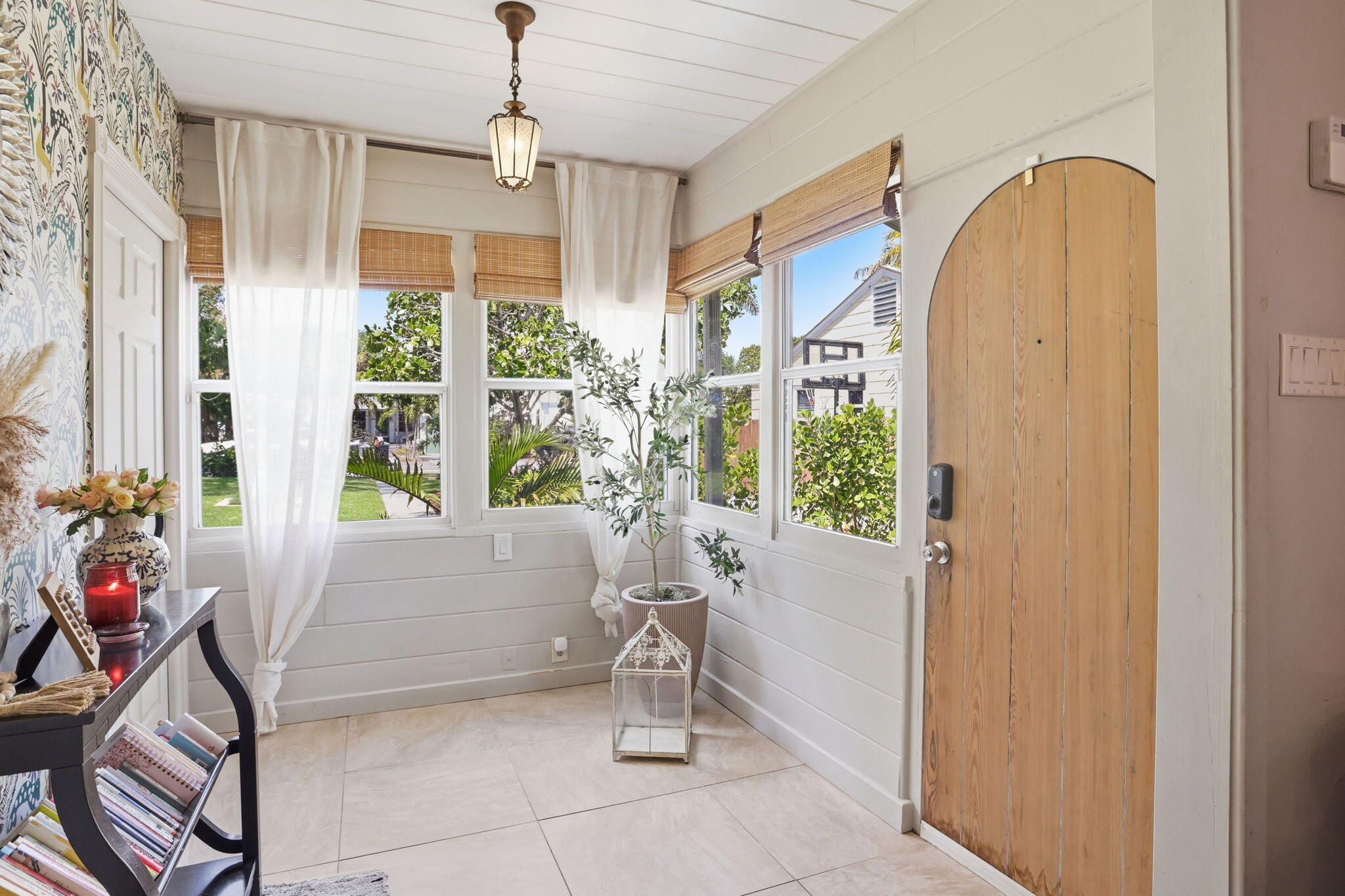 LAKE WORTH TOWN OF - Residential