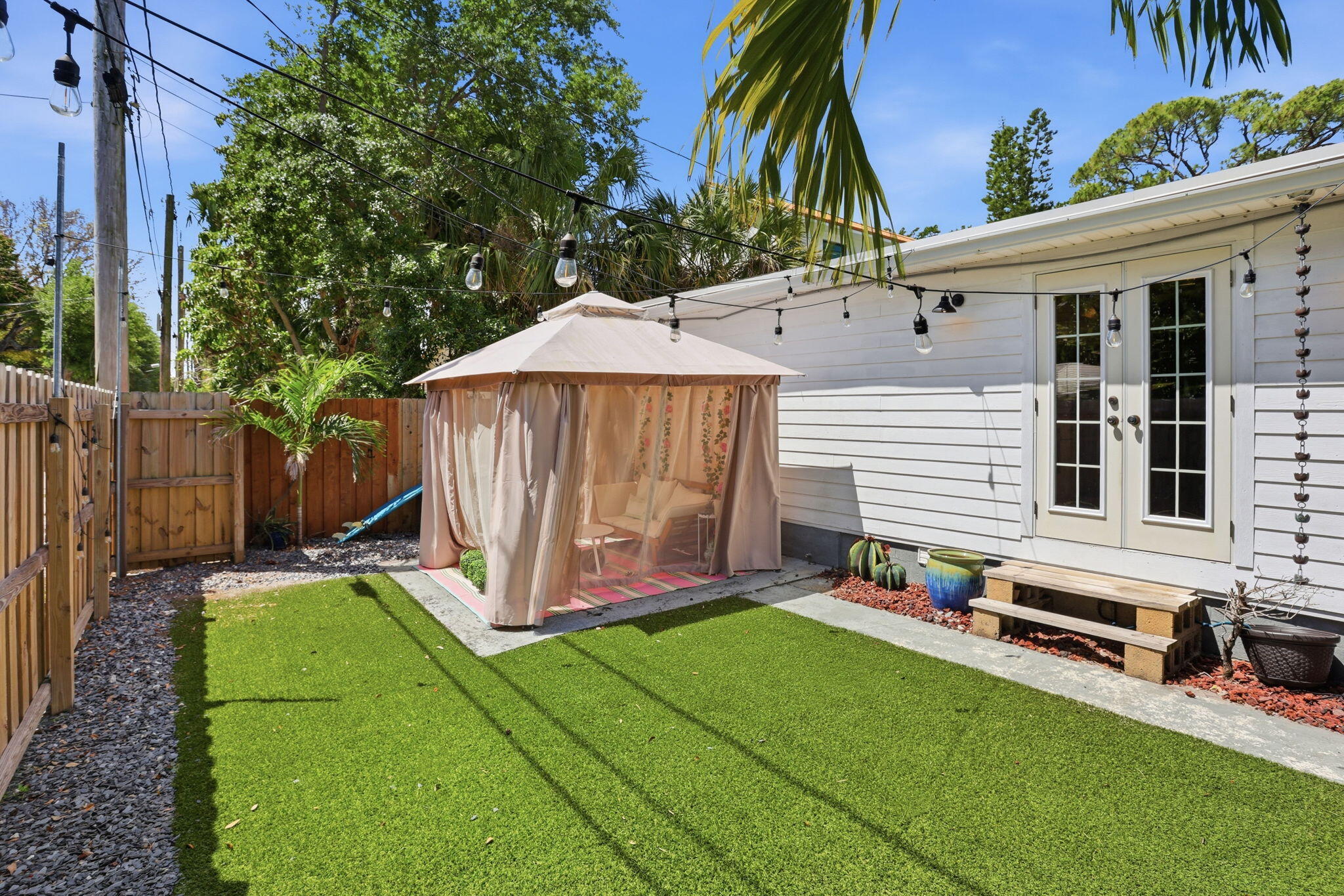 LAKE WORTH TOWN OF - Residential