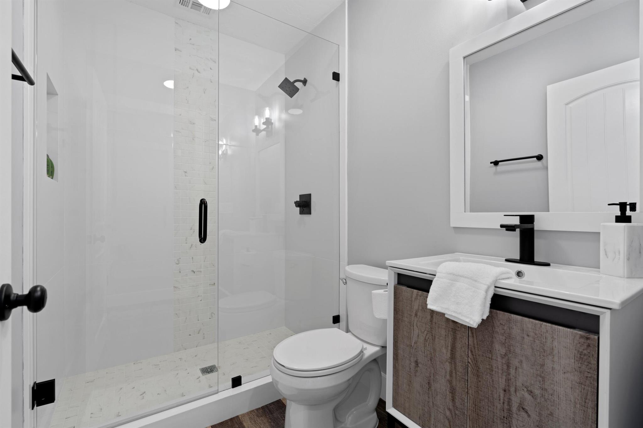 VISTA HILLS - Residential Lease