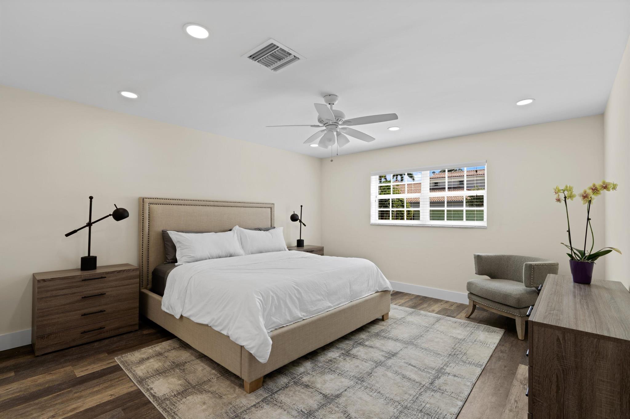 VISTA HILLS - Residential Lease