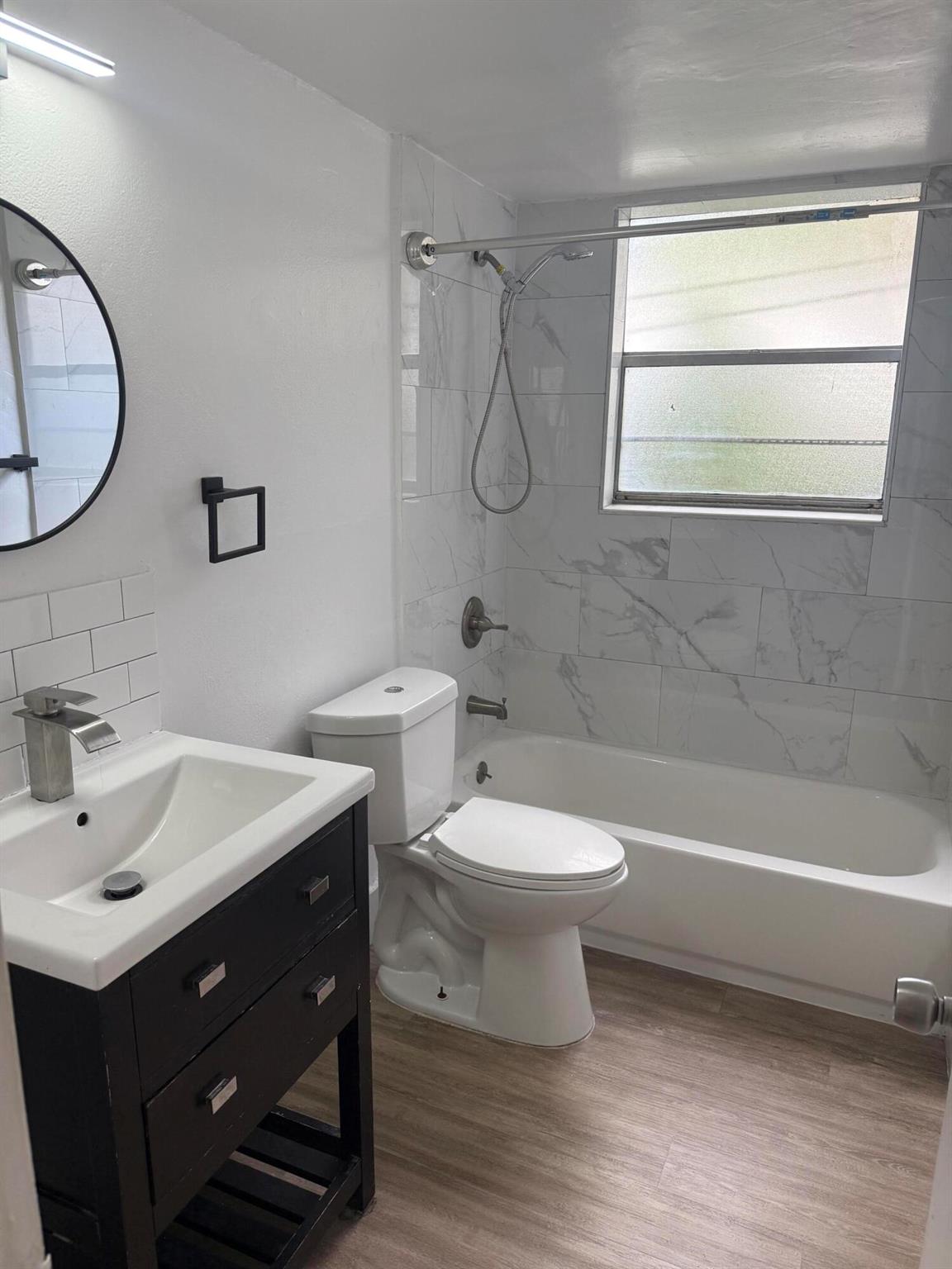 RIVERSIDE ADD AMEN PLAT - Residential Lease