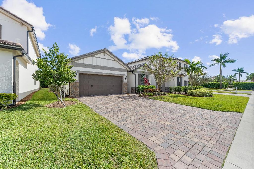 Photo of 4762 Roldan Court, Lake Worth, FL 33467 (MLS # R11157749)