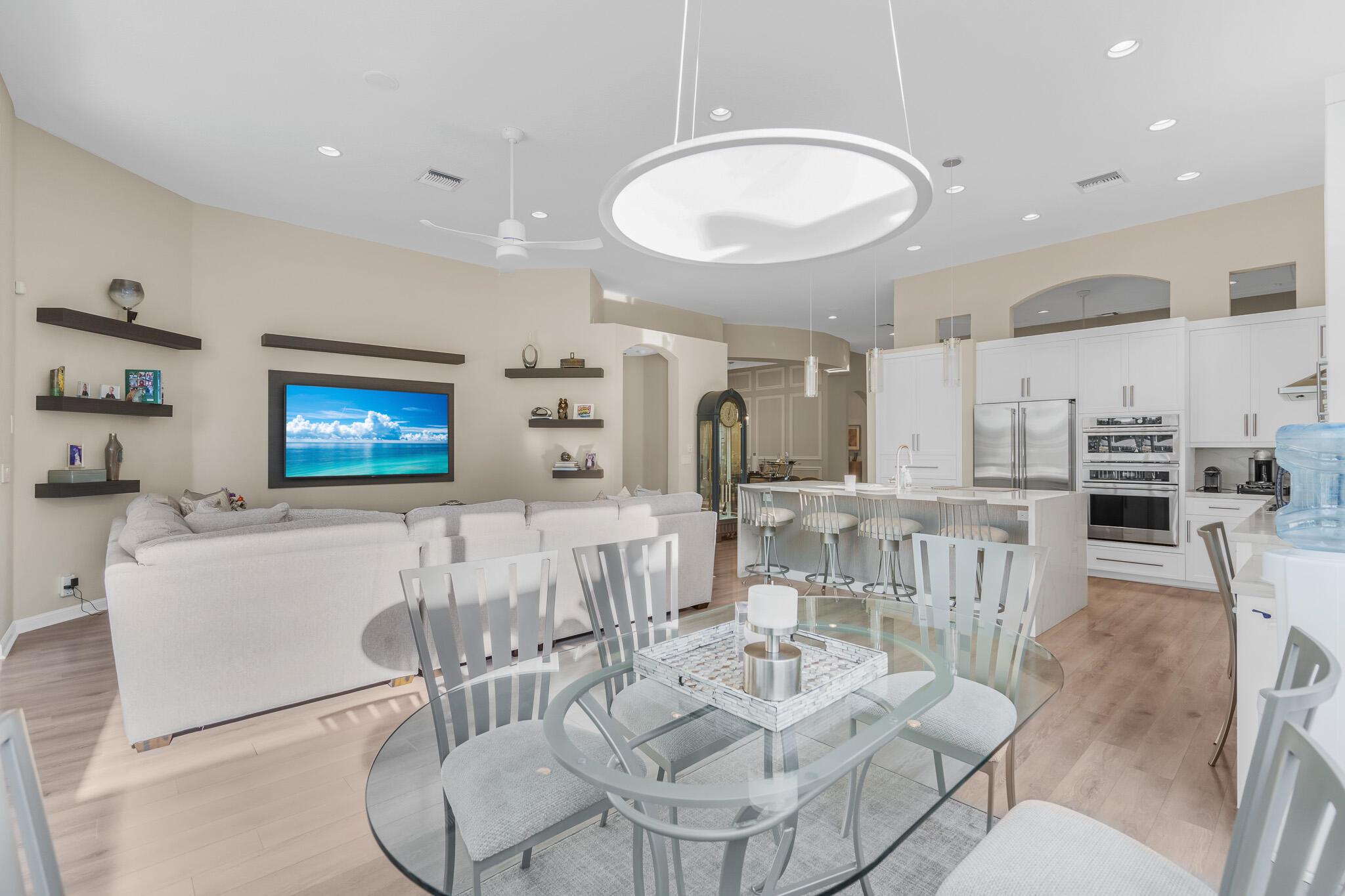 ADDISON RESERVE - Residential