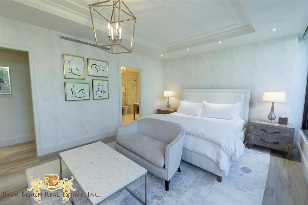 DUNSTER HOUSE CONDO - Residential