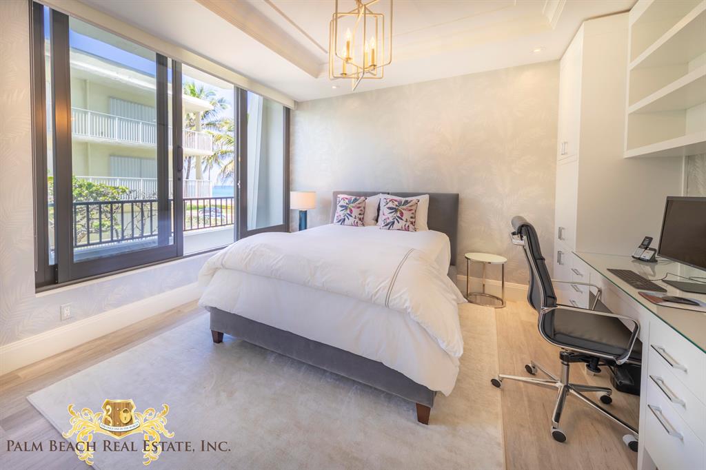 DUNSTER HOUSE CONDO - Residential