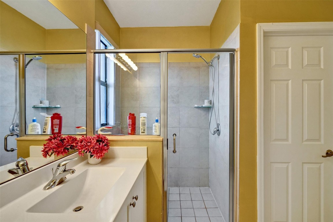 AQUABELLA SECTION ONE - Residential