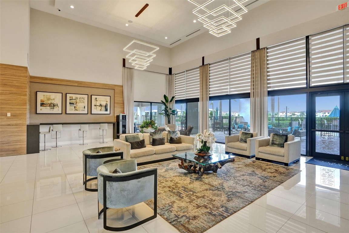 AQUABELLA SECTION ONE - Residential