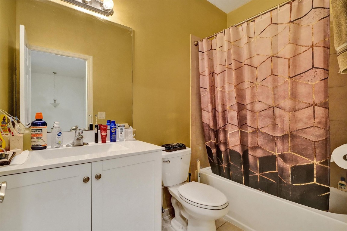 AQUABELLA SECTION ONE - Residential