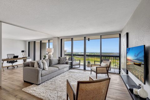 2425 Presidential Way 2002 West Palm Beach FL 33401