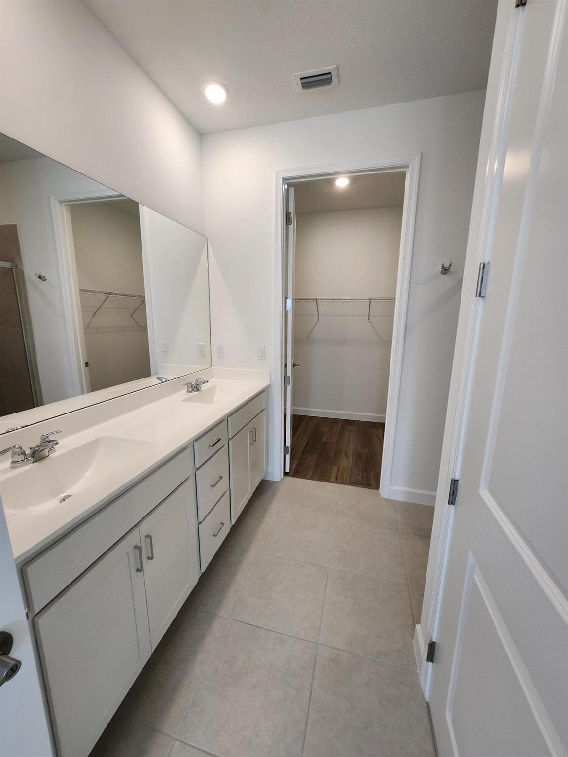 DELRAY TRAILS - Residential Lease