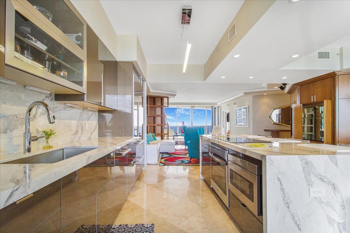 L'Hermitage - Residential Lease