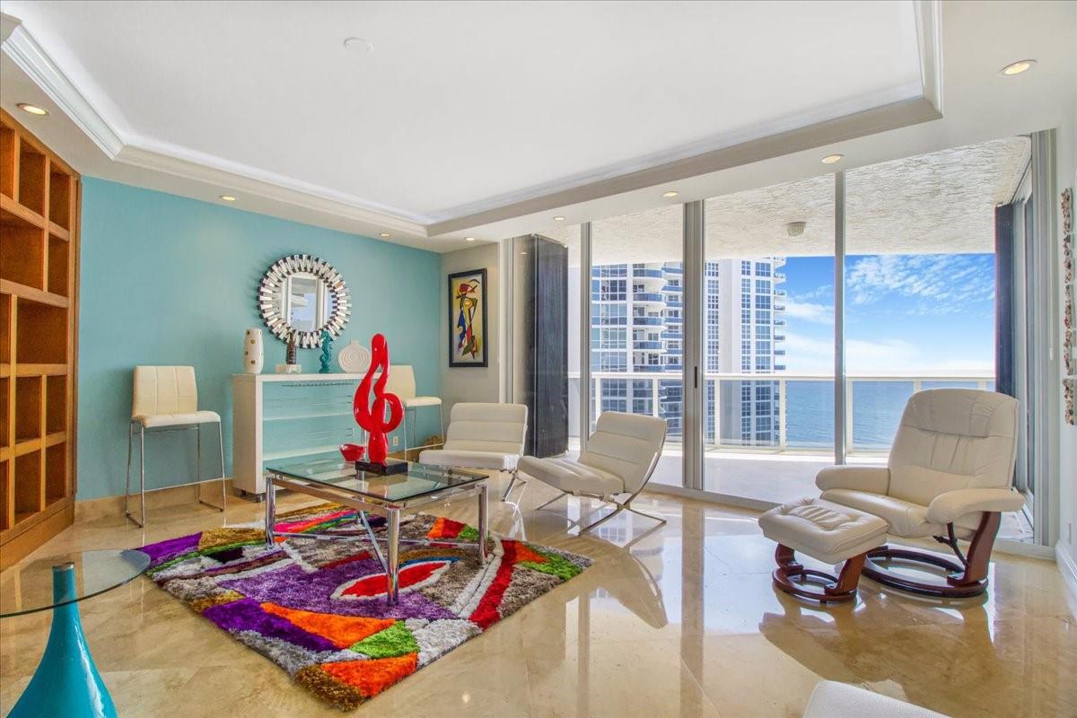 L'Hermitage - Residential Lease