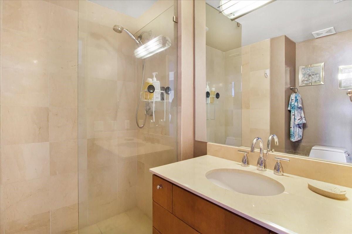 L'Hermitage - Residential Lease