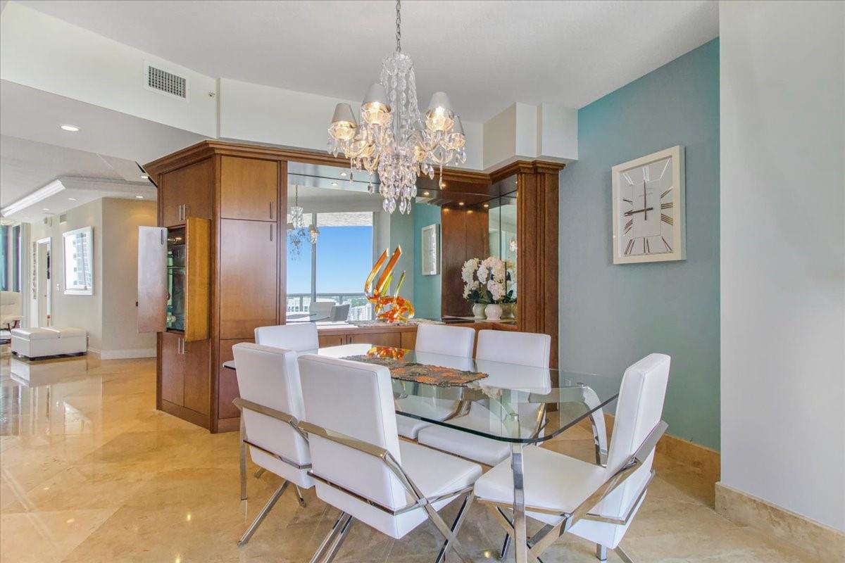 L'Hermitage - Residential Lease