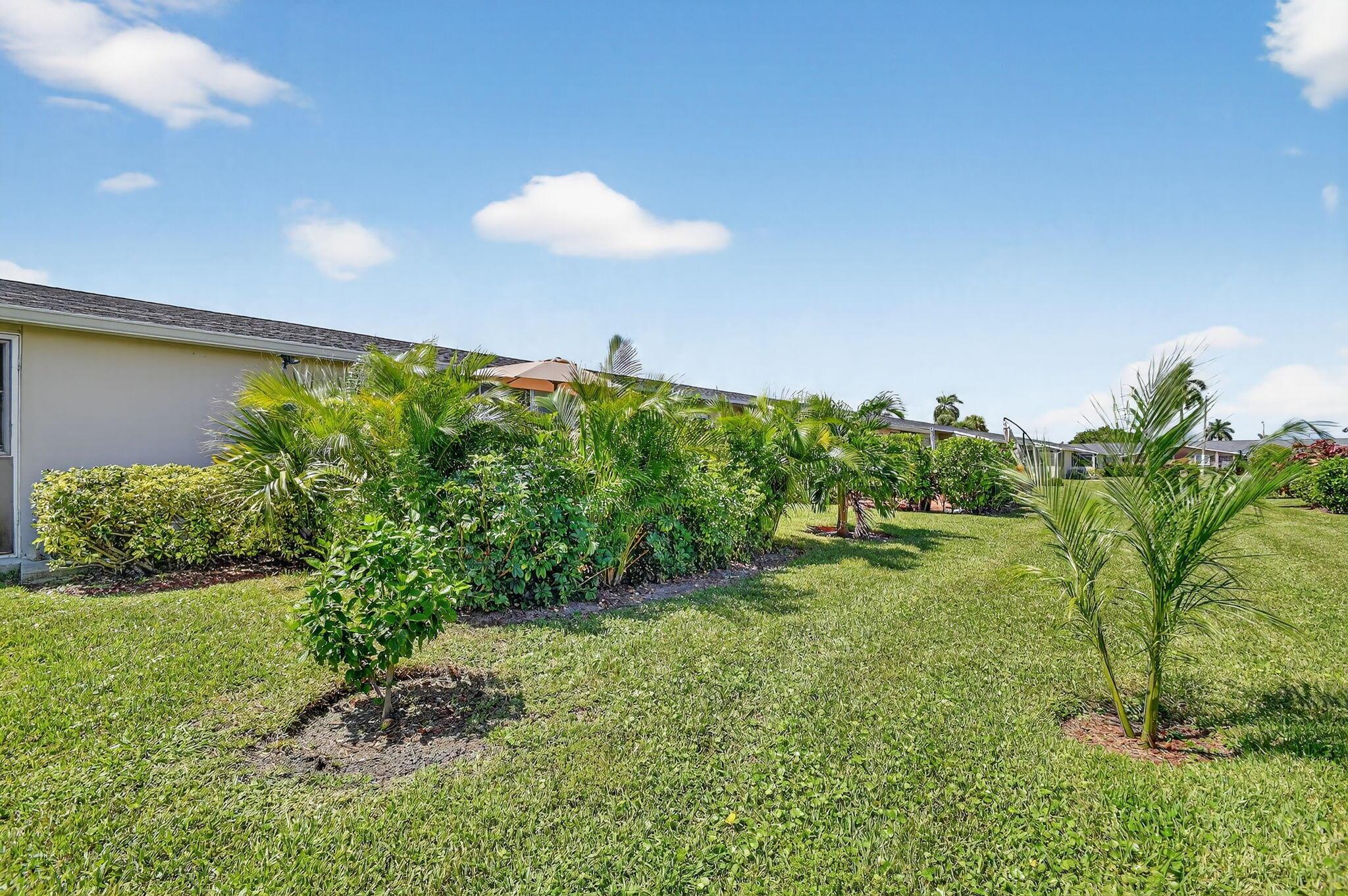 CRESTHAVEN VILLAS 10 COND - Residential Lease