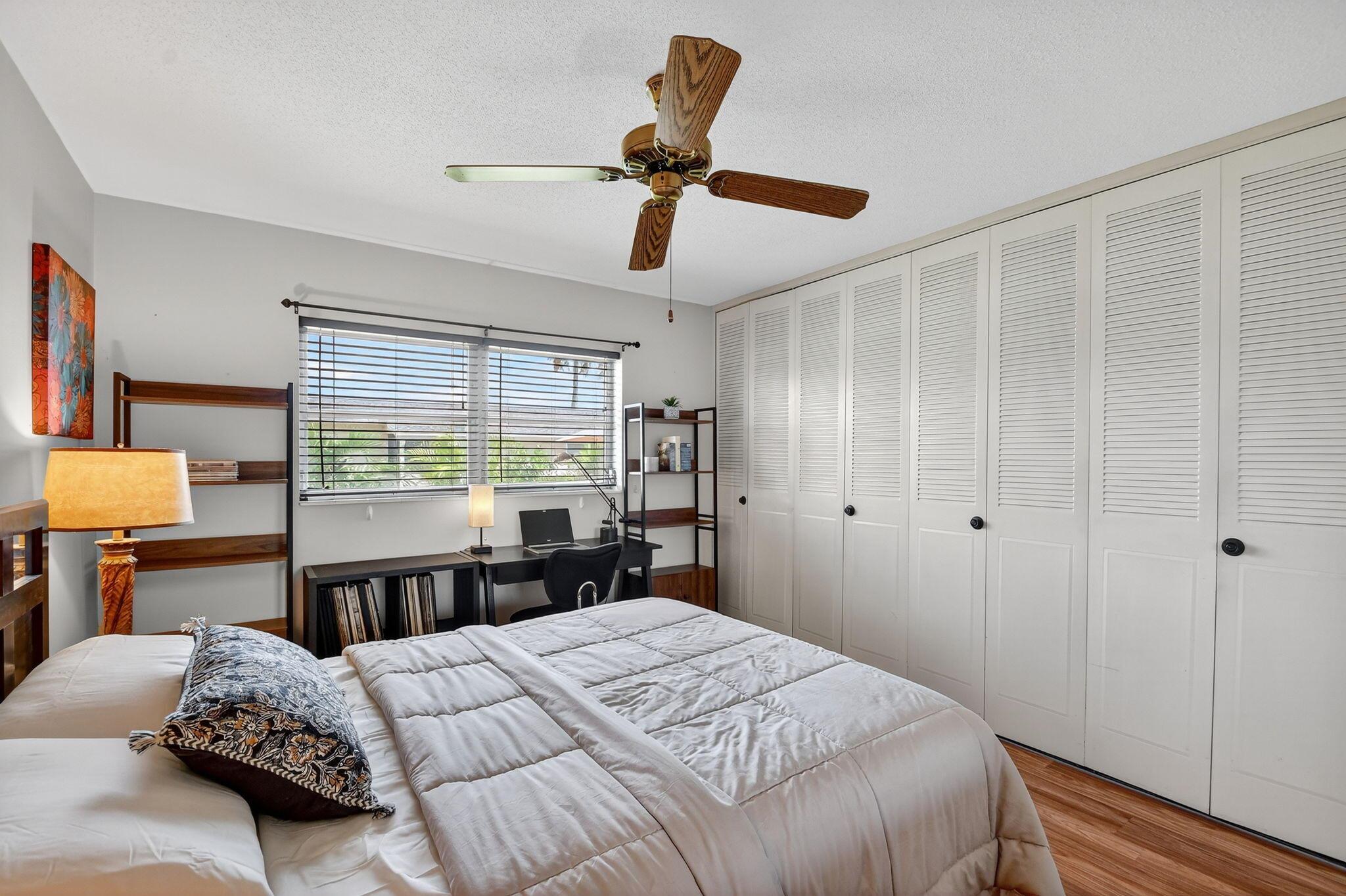 CRESTHAVEN VILLAS 10 COND - Residential Lease