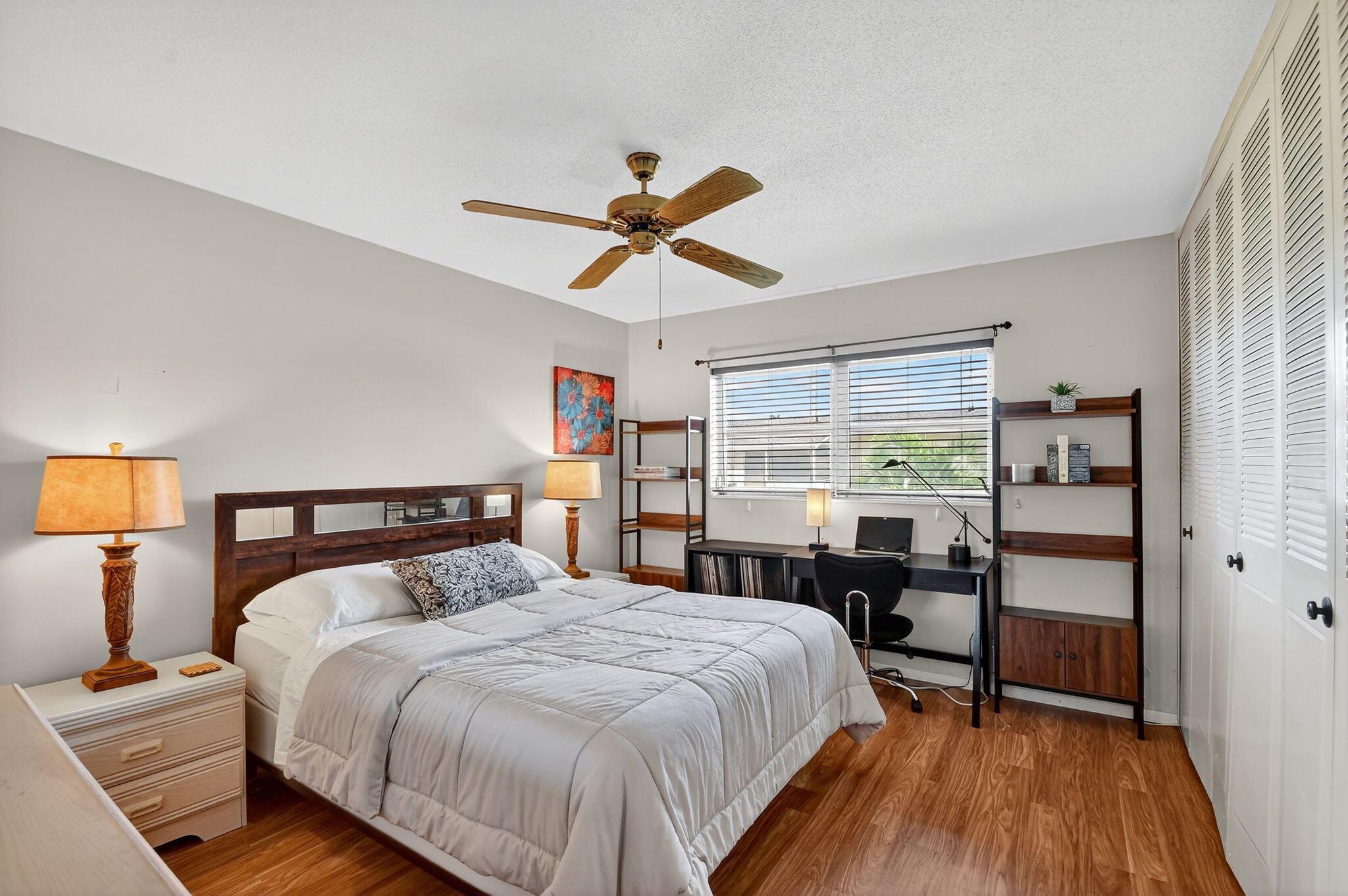 CRESTHAVEN VILLAS 10 COND - Residential Lease