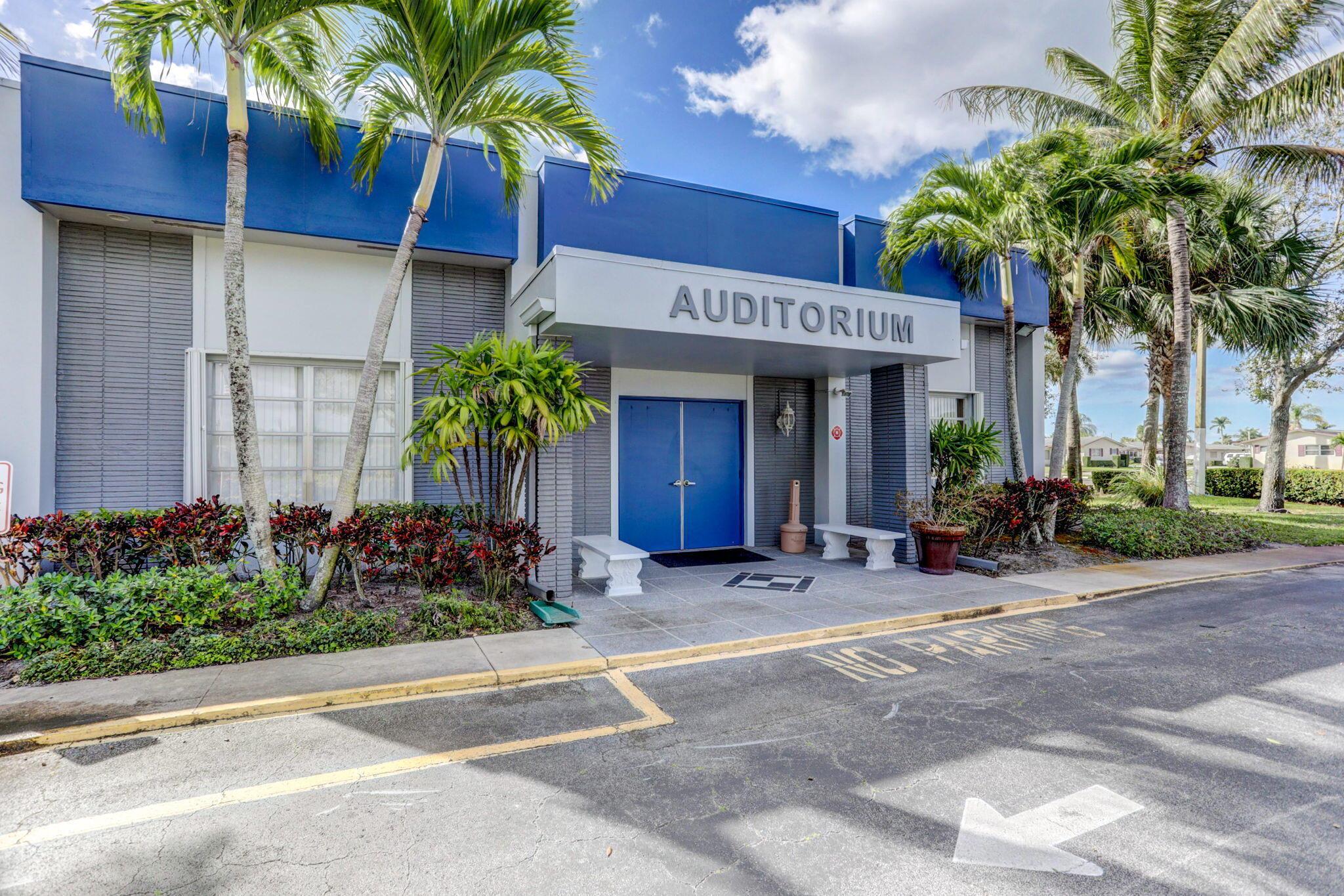 CRESTHAVEN VILLAS 10 COND - Residential Lease