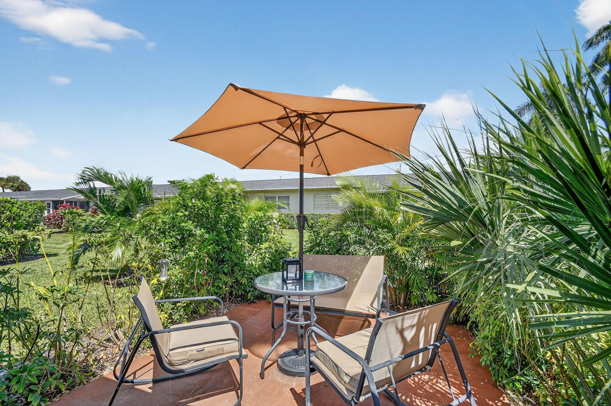 CRESTHAVEN VILLAS 10 COND - Residential Lease