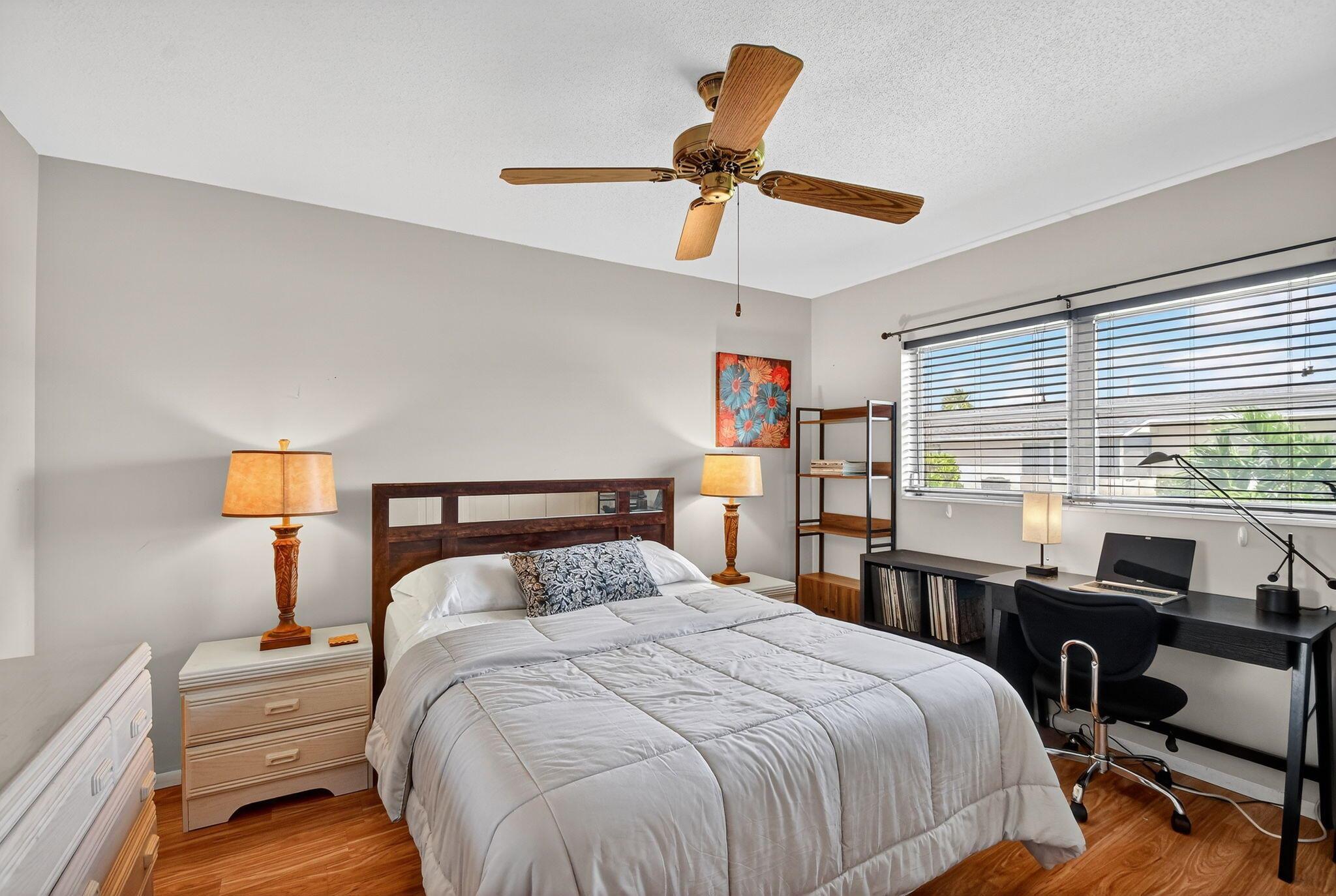 CRESTHAVEN VILLAS 10 COND - Residential Lease