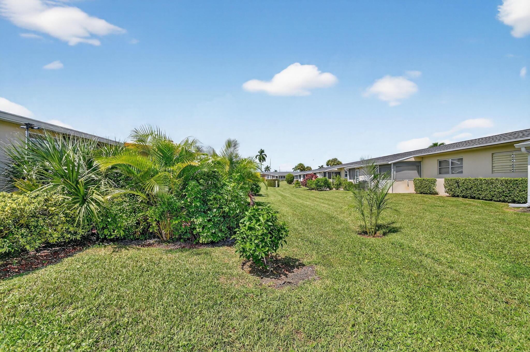 CRESTHAVEN VILLAS 10 COND - Residential Lease