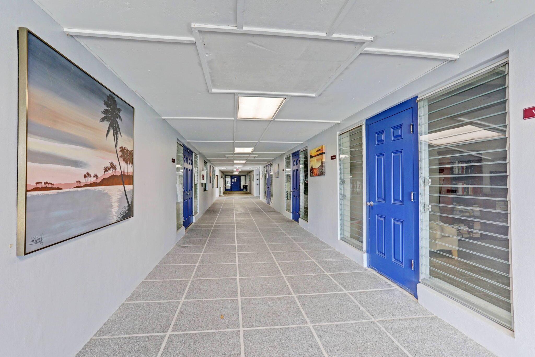 CRESTHAVEN VILLAS 10 COND - Residential Lease