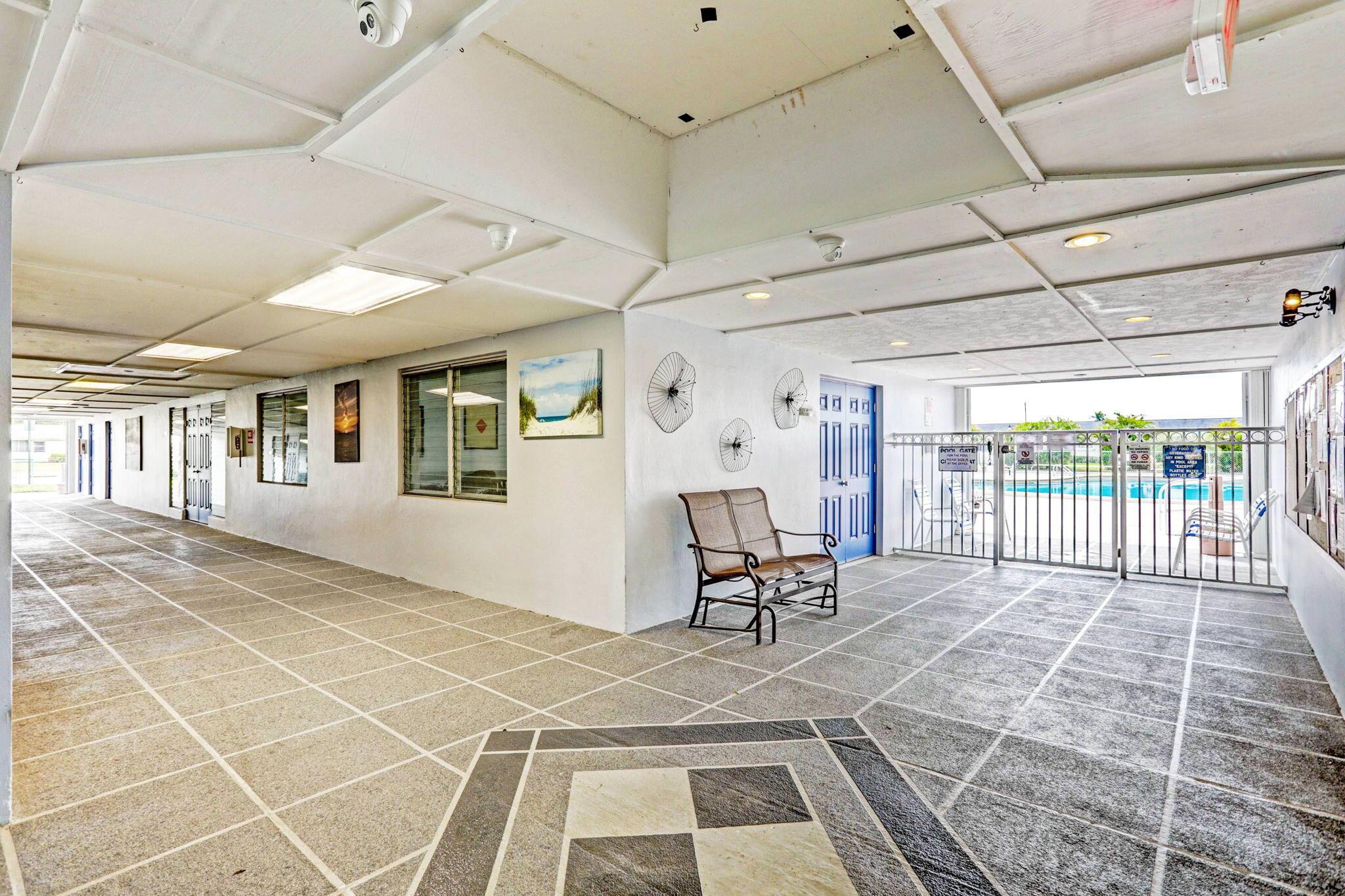 CRESTHAVEN VILLAS 10 COND - Residential Lease