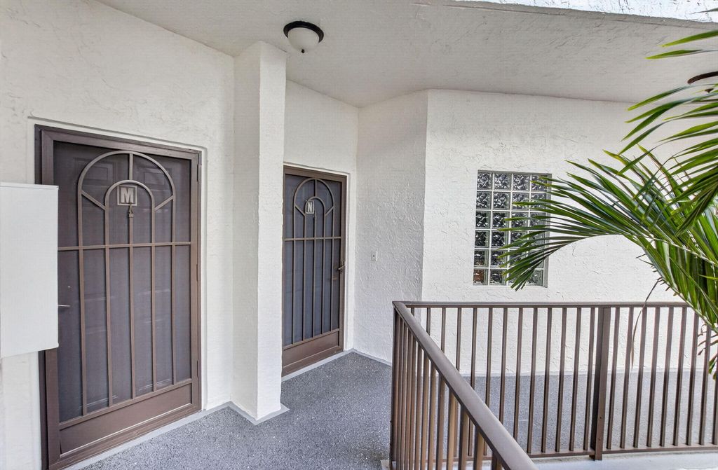 Photo of 5153 Floria Drive #M, Boynton Beach, FL 33437 (MLS # B26031707)
