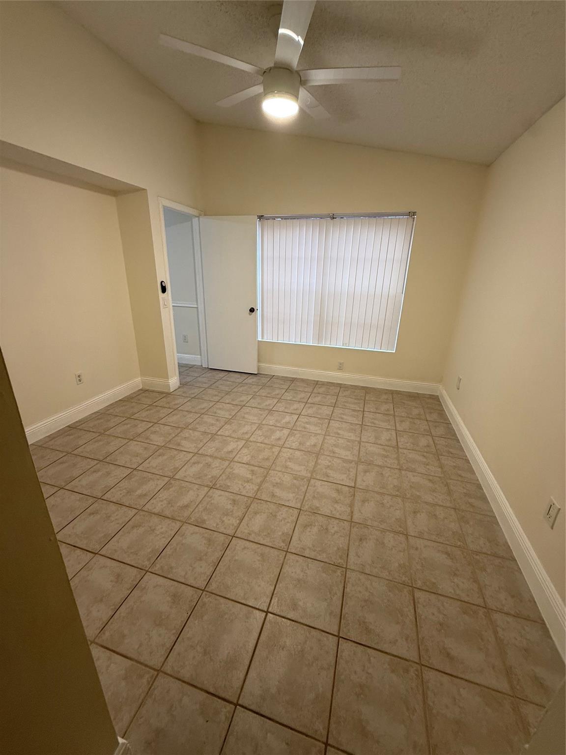 LAKES MEADOW VILLAGE HOME - Residential Lease