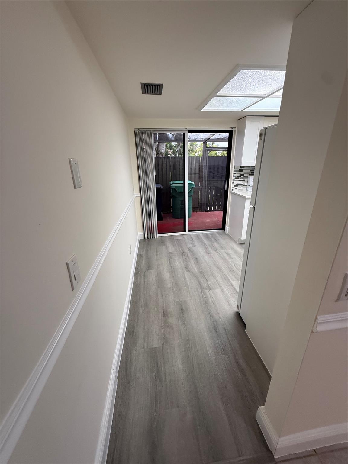 LAKES MEADOW VILLAGE HOME - Residential Lease