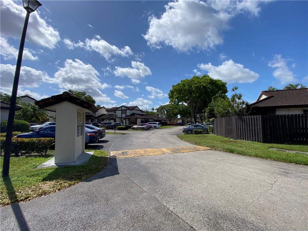 LAKES MEADOW VILLAGE HOME - Residential Lease