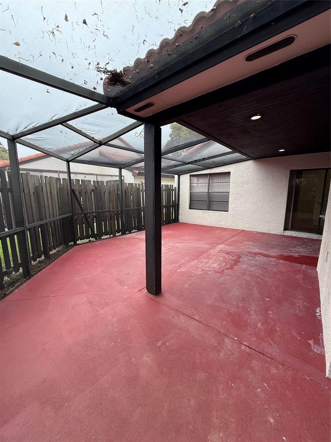 LAKES MEADOW VILLAGE HOME - Residential Lease