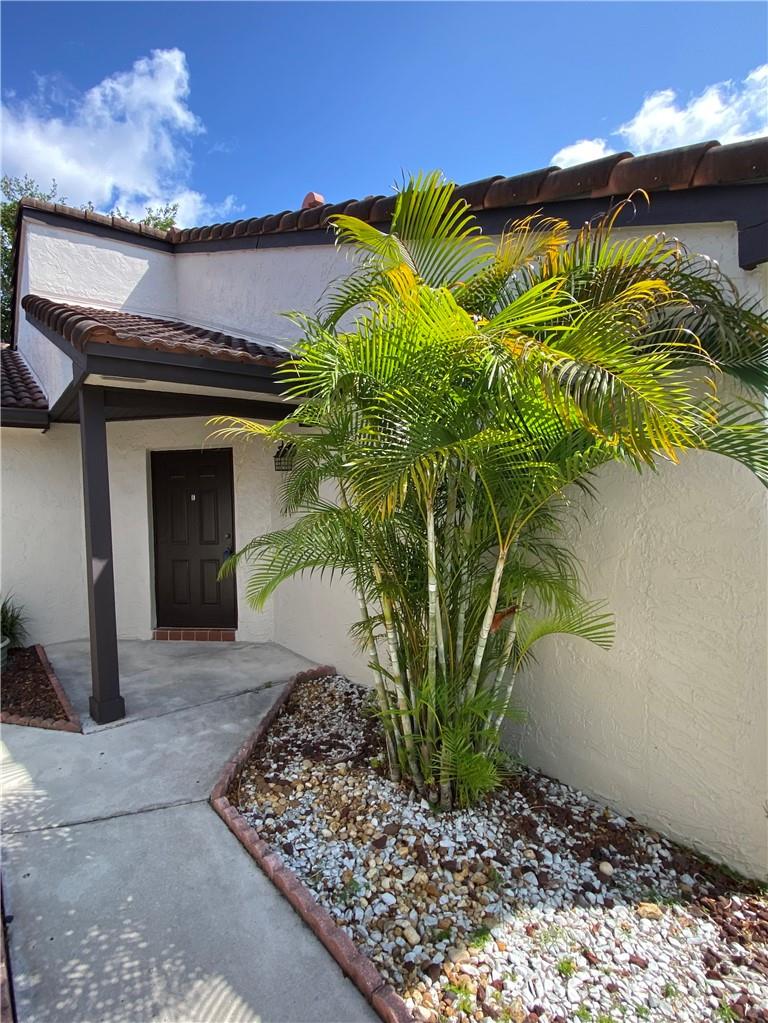 LAKES MEADOW VILLAGE HOME - Residential Lease