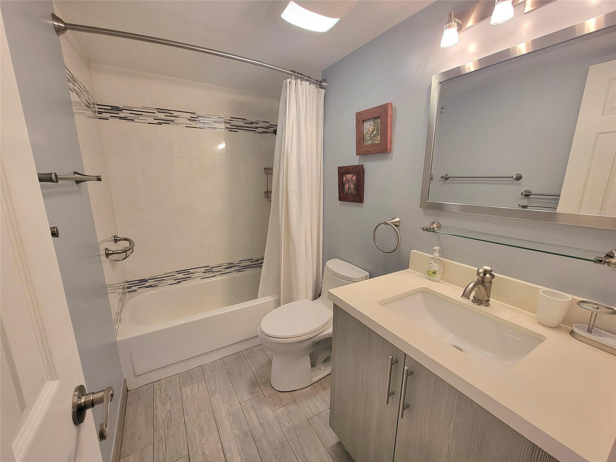 Oakbrook Village - Residential