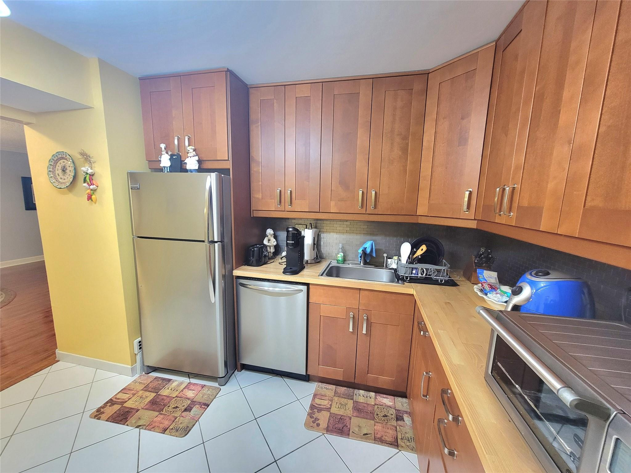 Oakbrook Village - Residential