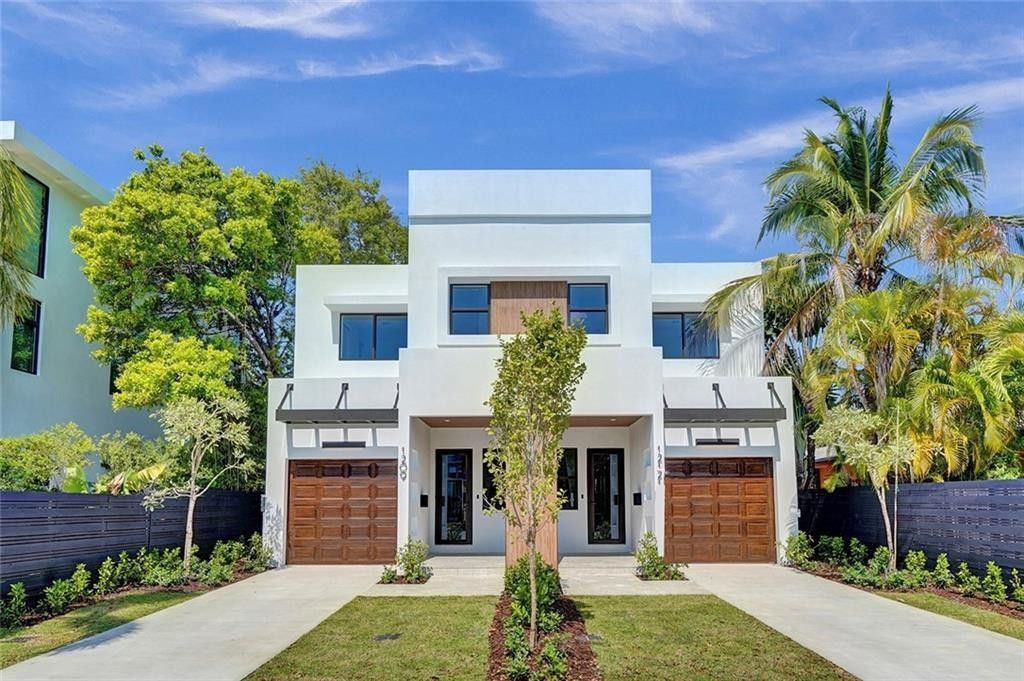 Photo of 1211 SE 1st Street, Fort Lauderdale, FL 33301 (MLS # F10537533)