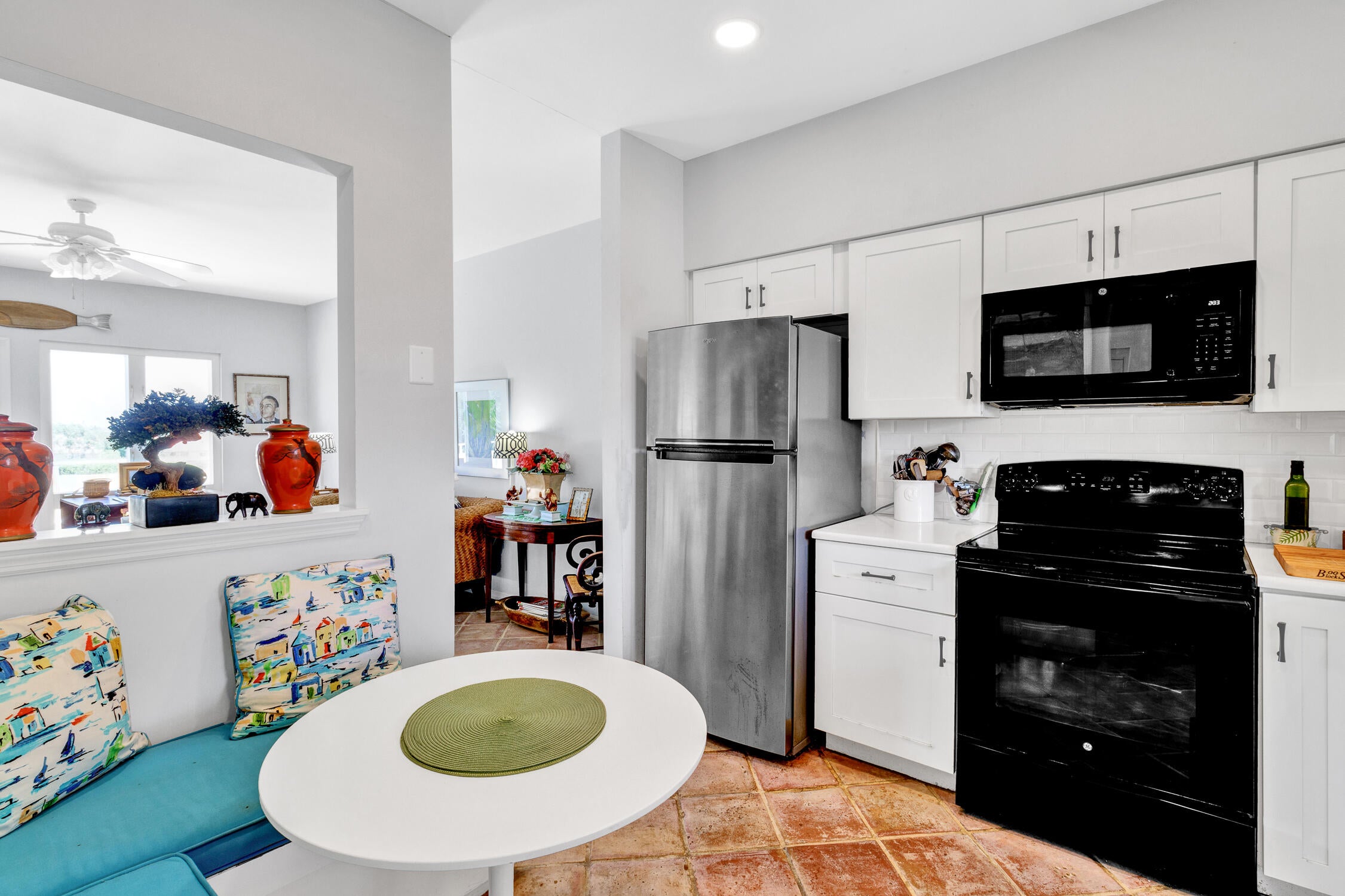 5040 Harmony Circle 305