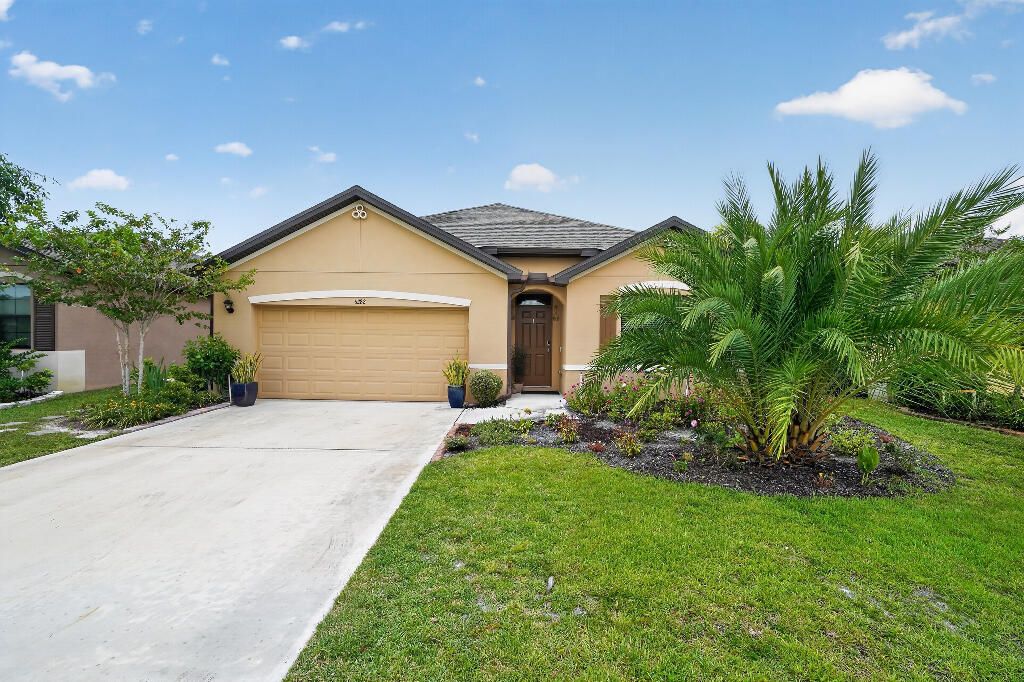 Photo of 6282 NW Regent Street, Port Saint Lucie, FL 34983 (MLS # B26057145)