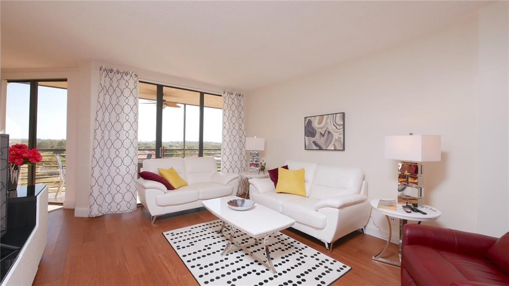 ENVIRON TOWERS - Residential