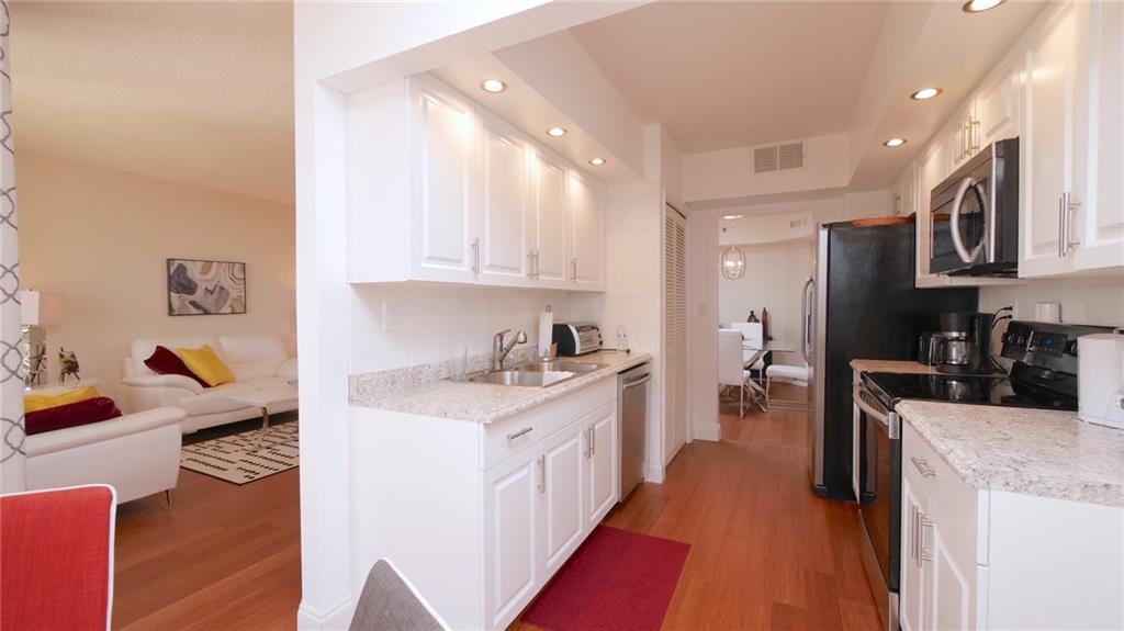 ENVIRON TOWERS - Residential