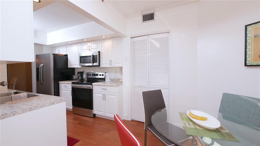 ENVIRON TOWERS - Residential