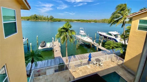 Tiny photo for 4230 N OCEAN Drive, Hollywood, FL 33019 (MLS # B26079067)