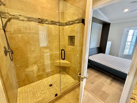 Tiny photo for 4230 N OCEAN Drive, Hollywood, FL 33019 (MLS # B26079067)