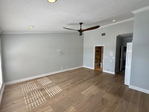 Tiny photo for 4230 N OCEAN Drive, Hollywood, FL 33019 (MLS # B26079067)