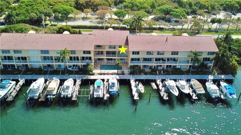 Tiny photo for 4230 N OCEAN Drive, Hollywood, FL 33019 (MLS # B26079067)